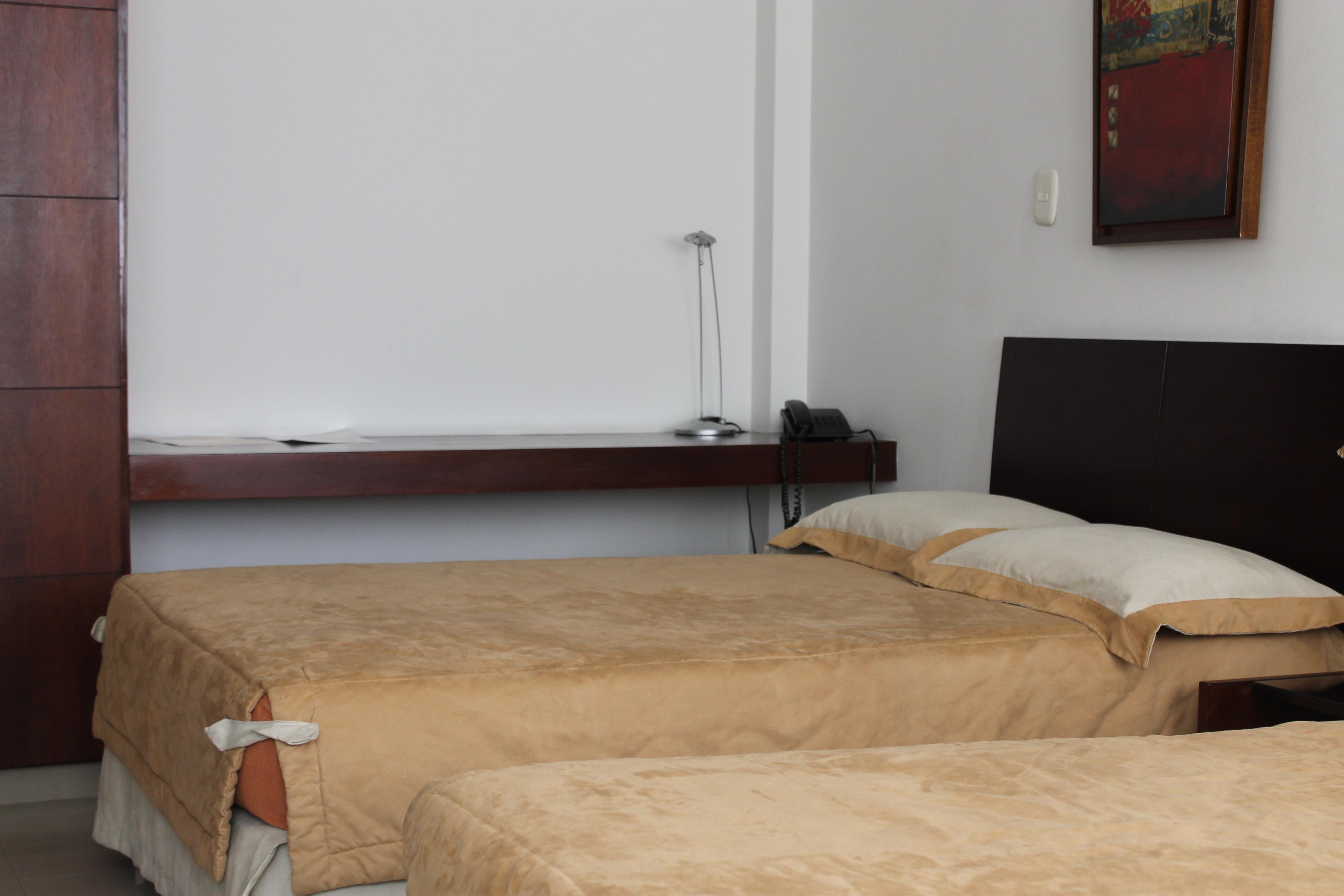 Hotel Cuarta Avenida Cali Luaran gambar