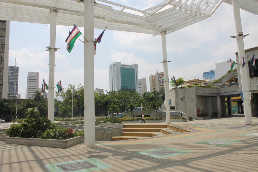 Hotel Cuarta Avenida Cali Luaran gambar