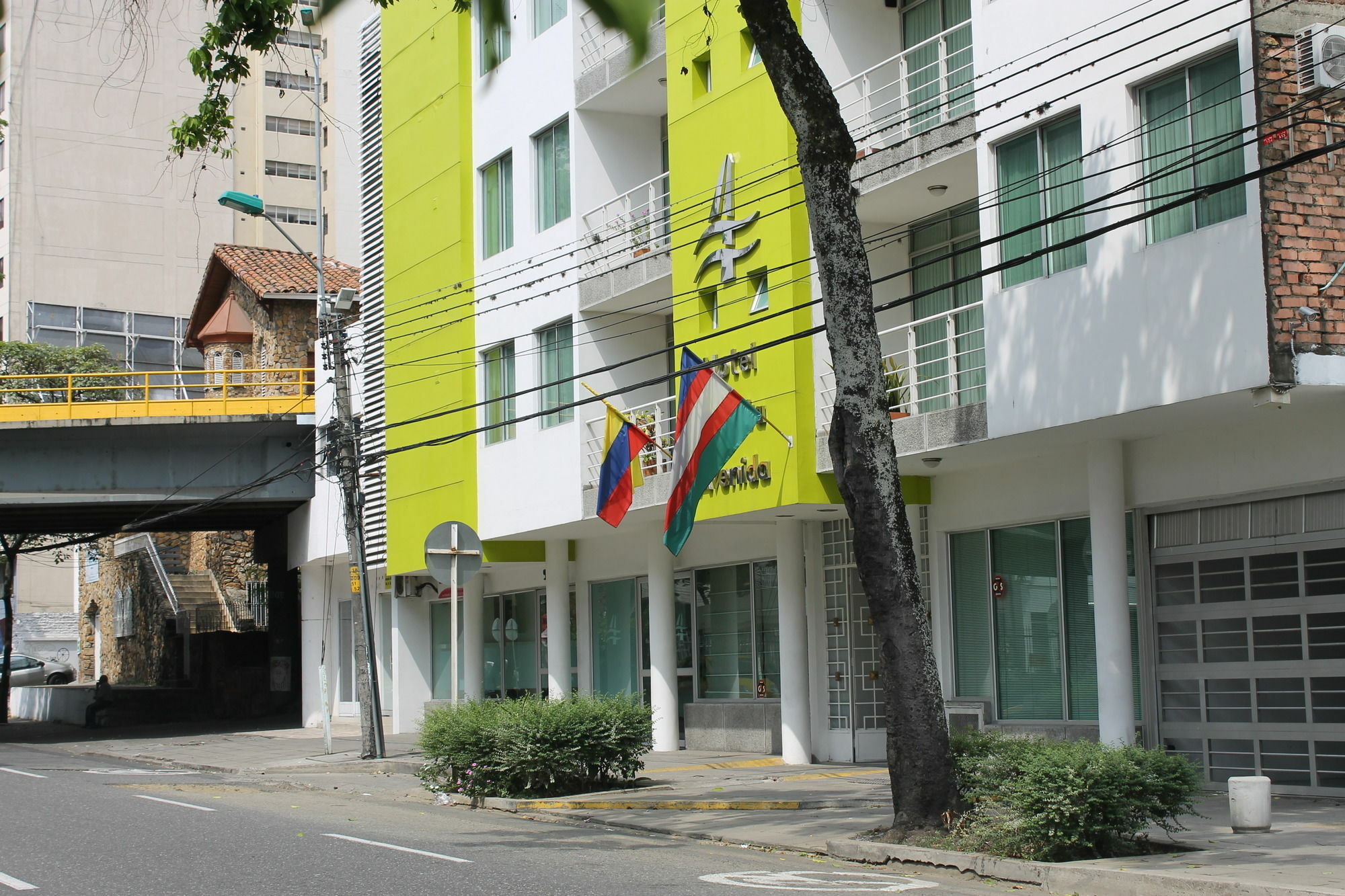 Hotel Cuarta Avenida Cali Luaran gambar